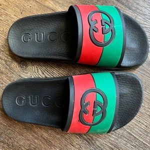 Gucci Slides sz 5/men 6/women